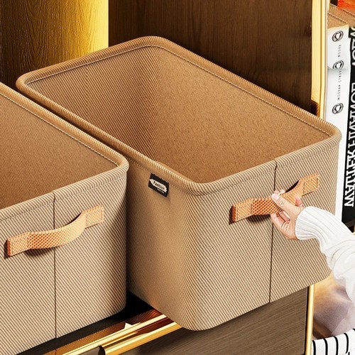 Foldable clothes storage - clothes,
